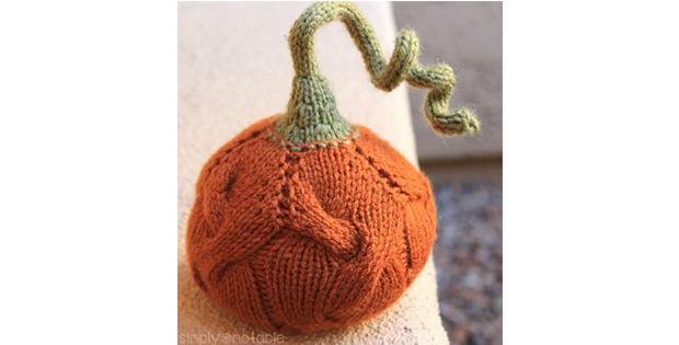 Easy and Free Cable Pumpkin Knitting Pattern!