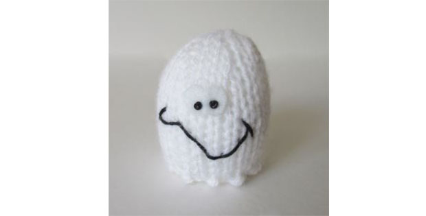 Totally Unghouly Little Ghost! (FREE Knitting Pattern)