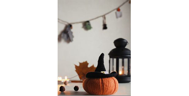 Perfectly Splendid Pumpkin In Witch Hat! (FREE Knitting Pattern)