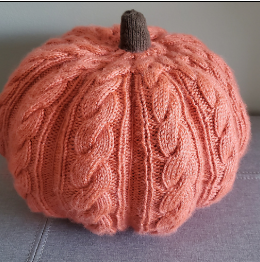 Cozy Cable Knit Pumpkin: A Free Autumn Knitting Pattern